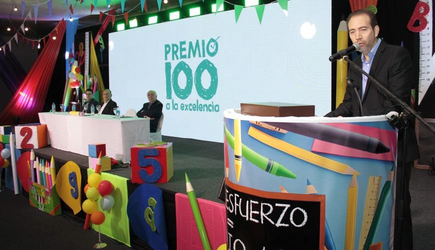 CREATOR: gd jpeg v1.0 (using IJG JPEG v62), quality = 82